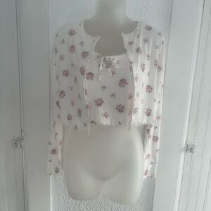 Floral White Women's Top Set